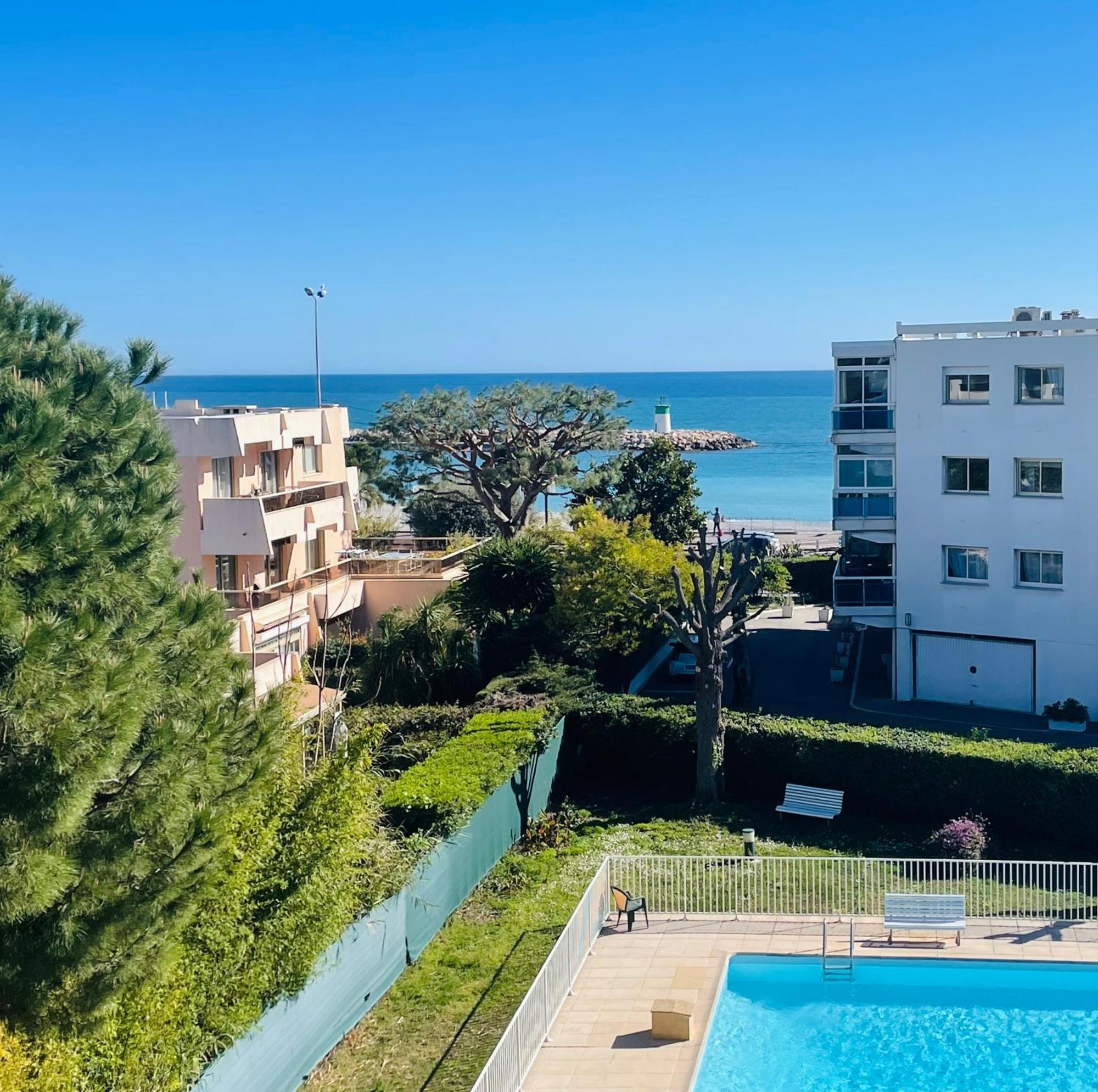 Residence Mediterranee - Beachfront - Sun And Seaview - Pool - Private Parking Καν-συρ-Μερ Εξωτερικό φωτογραφία